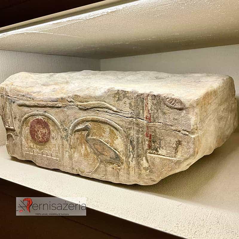 Fragment bloku z kartuszami Totmesa III, Magia starożytnego Egiptu, Muzeum Narodowe w Lublinie